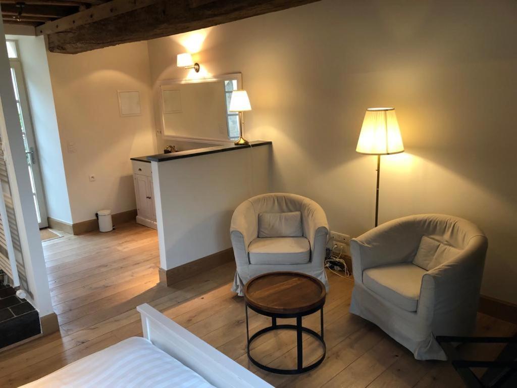 Bed and Breakfast La Ferme De Planchevienne Маньи-Кур Экстерьер фото